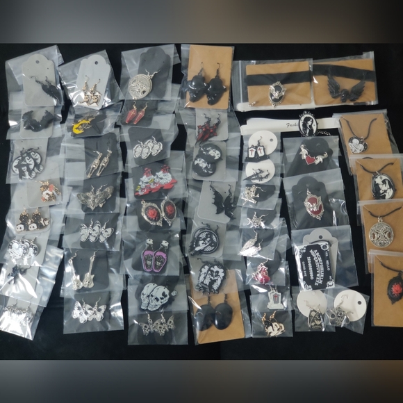 50 Piece Hand Crafted Gothic Goddess /Halloween Jewelry Wholesale - Picture 3 of 5